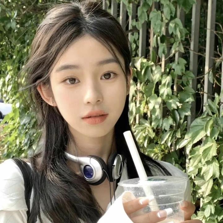 特维和他的七个女儿